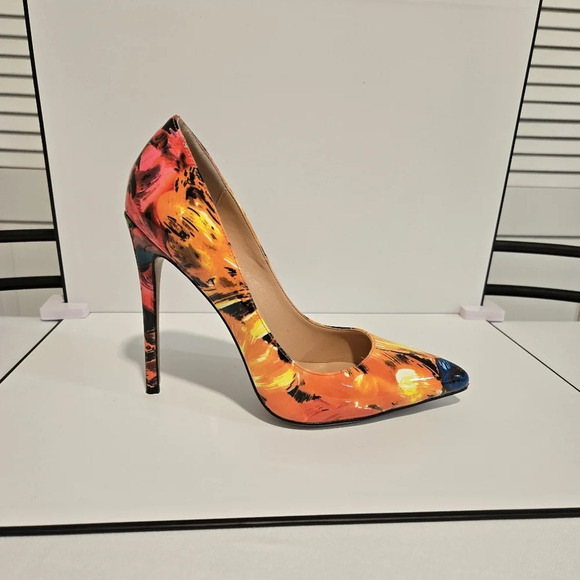 Color Splash Stiletto Heels – Bold & Artistic Elegance - Picture 6 of 12